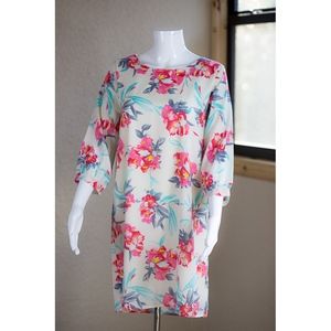 Everly Tropical 3/4 sleeve Cream Shift Dress - Med